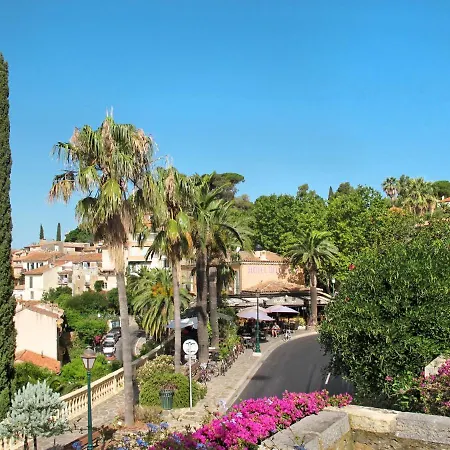 Le Pas De Courtin By Interhome Борм-ле-Мимоза